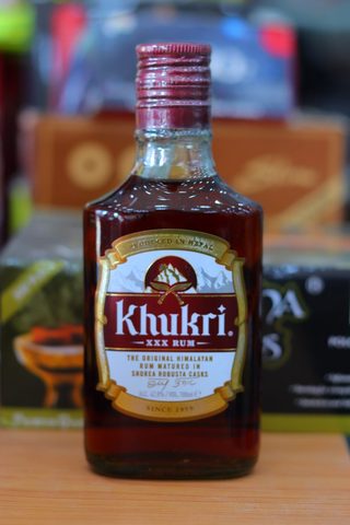 KHUKRI RUM 180ML