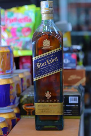 JW BLUE LABLE 1 LTR MRP-56000/-