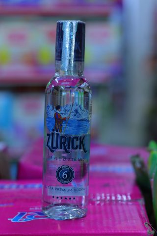 ZURICK VOVDKA 180MLMRP-480