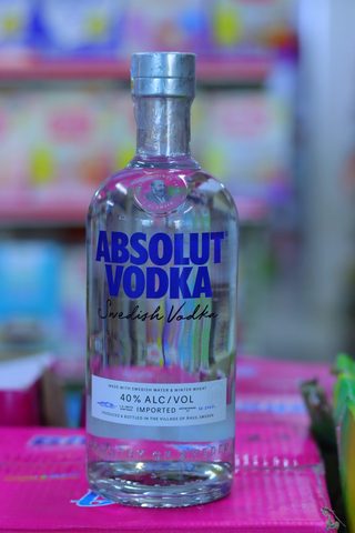 ABSOLUT VODKA 750ML MRP-5200/-